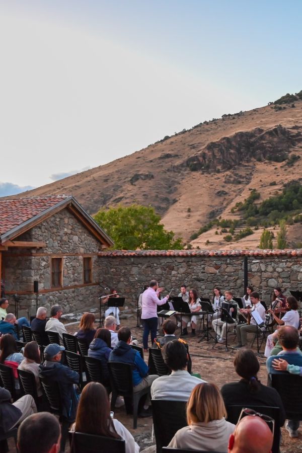 About TRIETHNÉS Festival